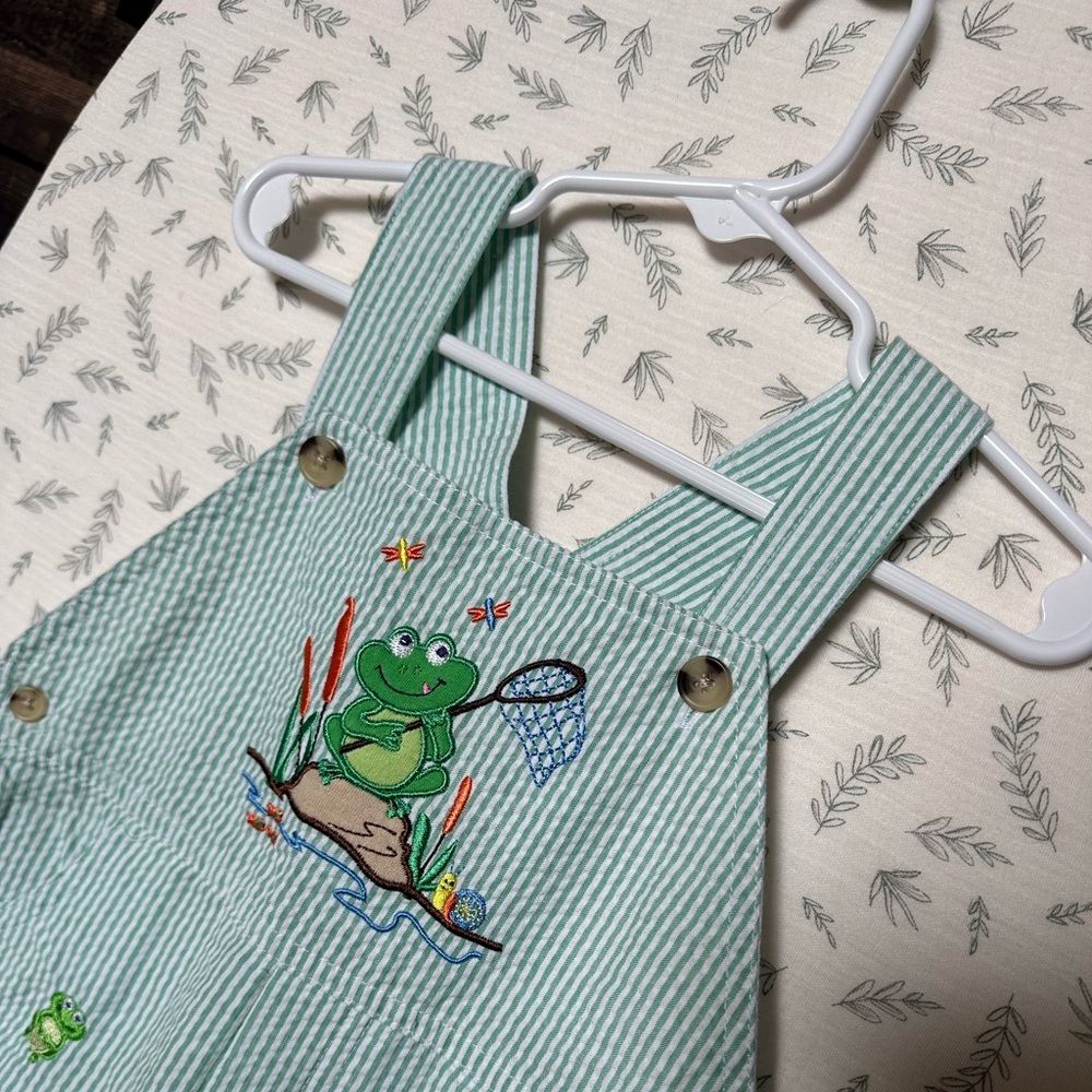 2T Seersucker Overalls